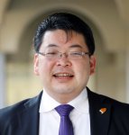 國本真吾