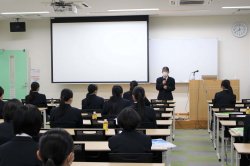 倉吉総合産業高等学校の生徒による挨拶